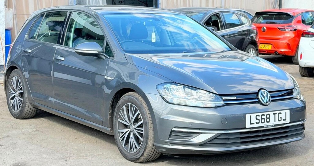 2018 Volkswagen GOLF